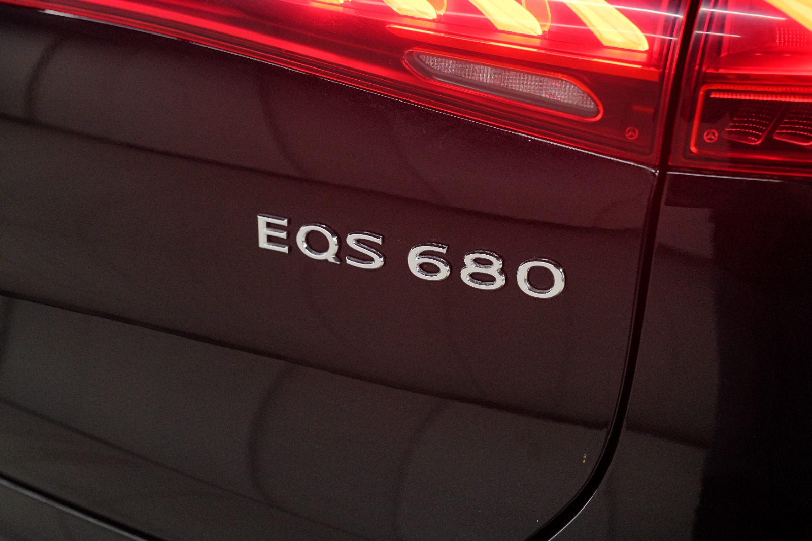 Mercedes Maybach EQS 680